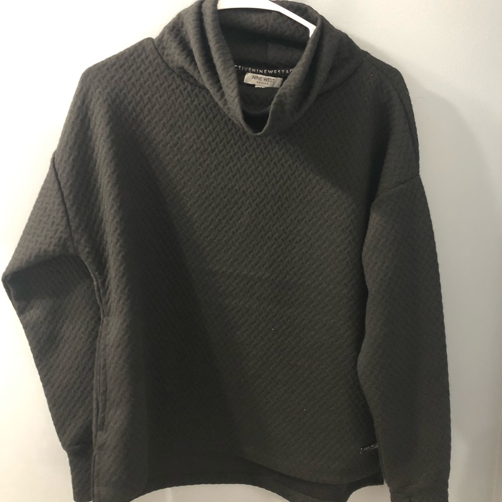 NWT Small Black Nine West Sweater